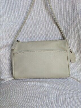 Vintage COACH Slim Zip - Modern Style #4018